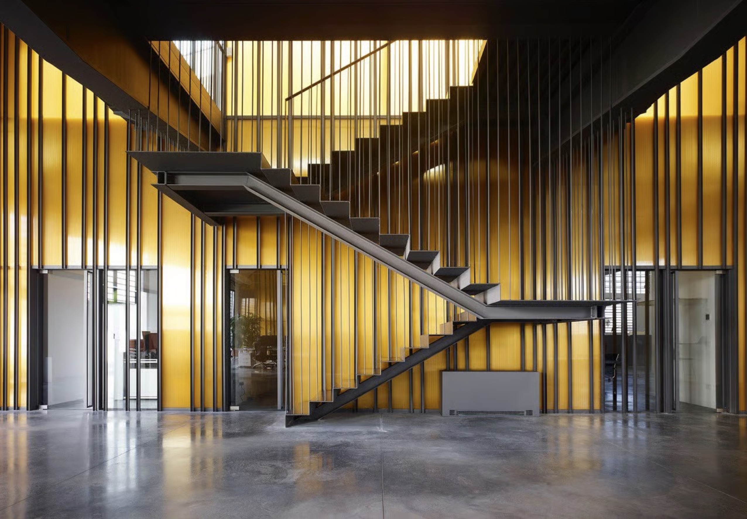 Eleganza e
libert&agrave; creativa
